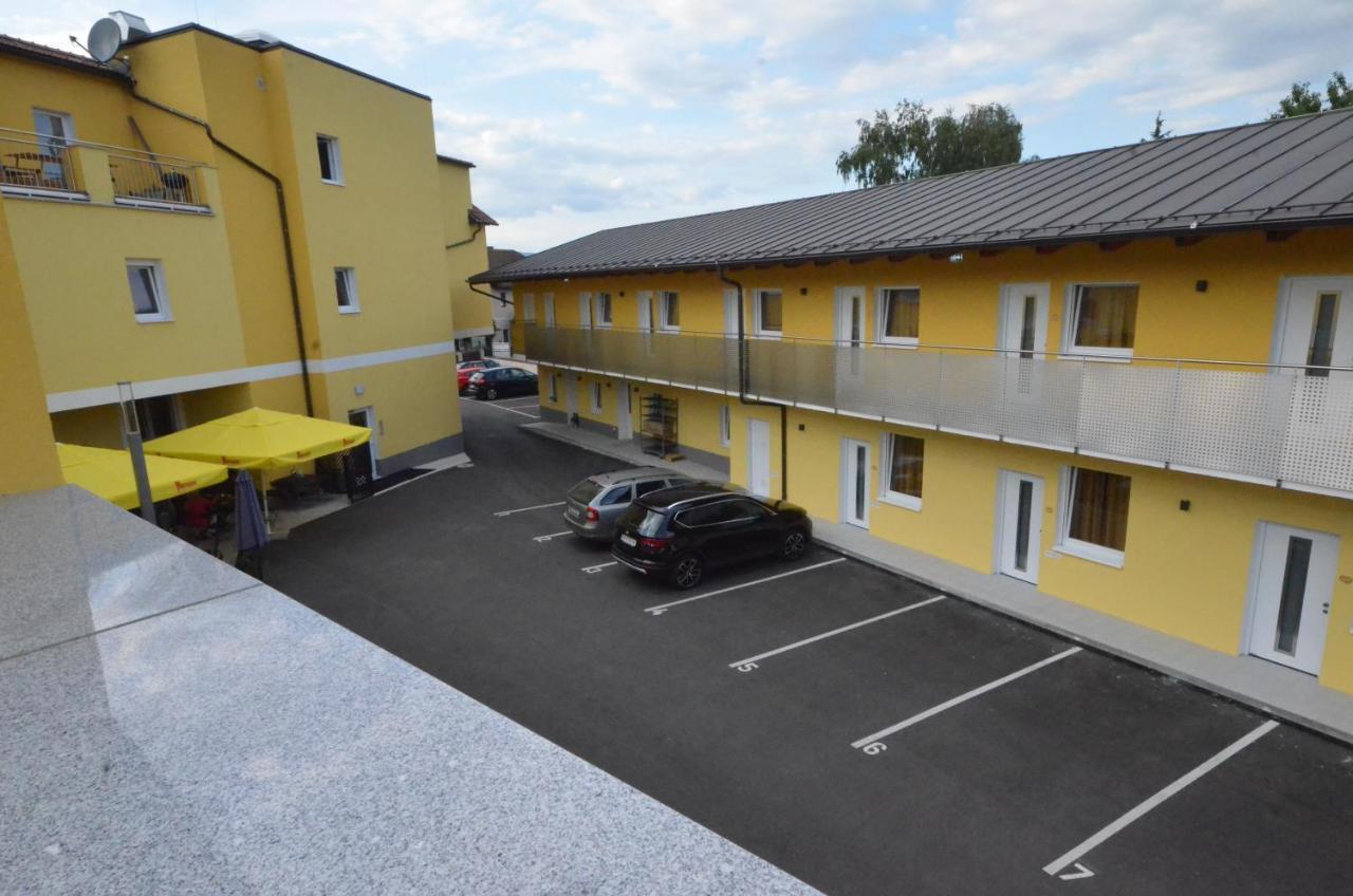 Hotel Wartmannstetterhof Wartmannstetten Exterior foto