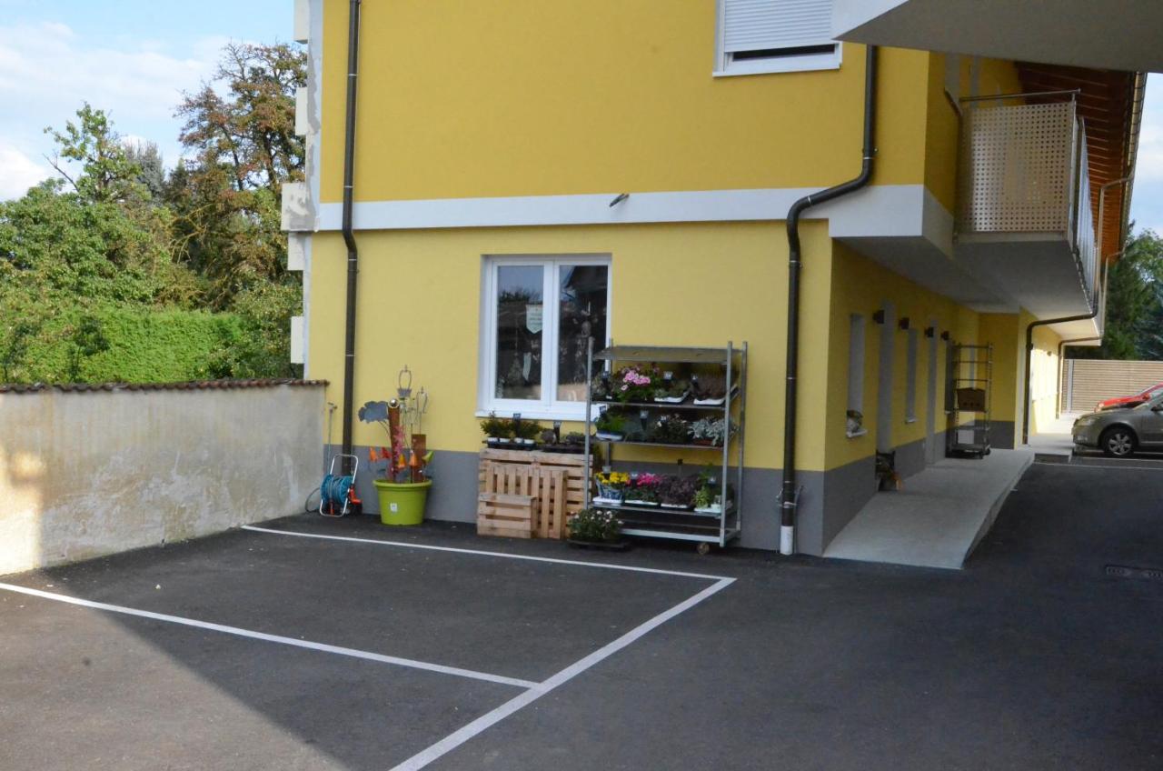 Hotel Wartmannstetterhof Wartmannstetten Exterior foto