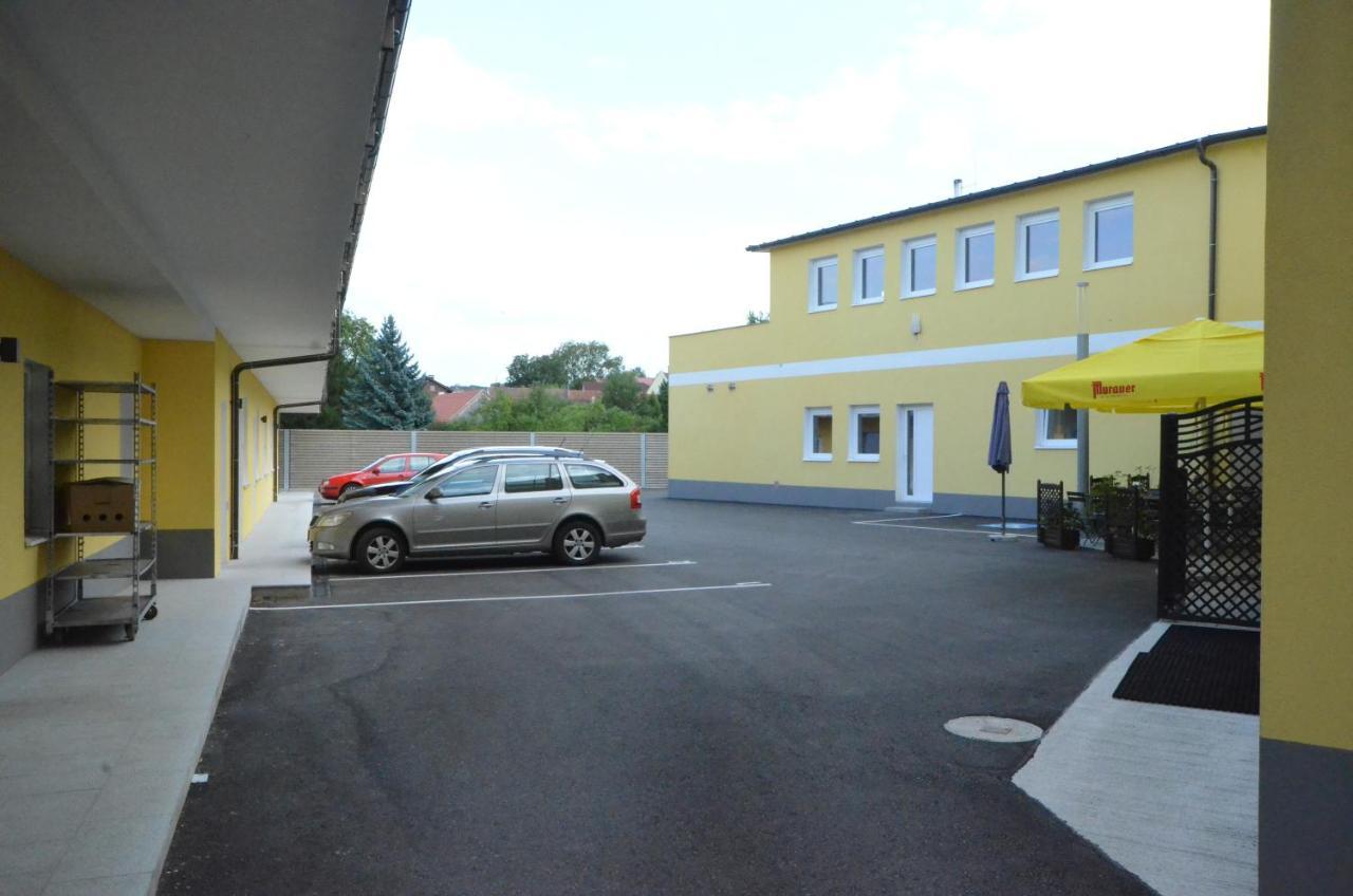 Hotel Wartmannstetterhof Wartmannstetten Exterior foto